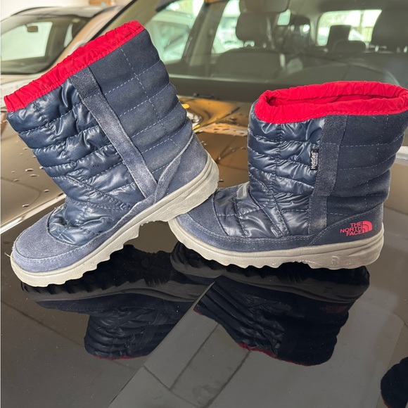 The North Face Other - The North Face Blue and Red snow boots 4Y